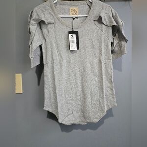 NWT CHASER Gray Ruffle Sleeve Top, SIZE MEDIUM